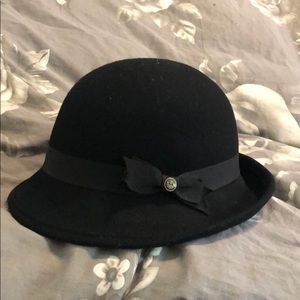 Ladies lg Goorin Brothers wool hat- perfect cond.